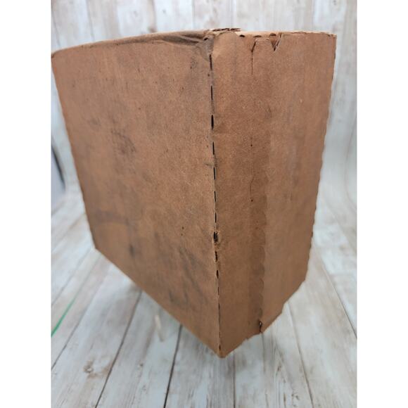 Box of 12 Buzz Master Quiz Games (Sealed Master Carton) for Sony PSP - Picture 5 of 6